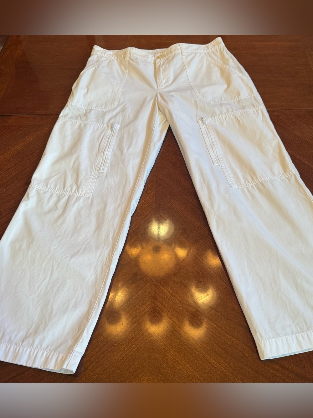 Lauren Ralph Lauren Capris 100% Cotton White Cargo Capris Size 8
